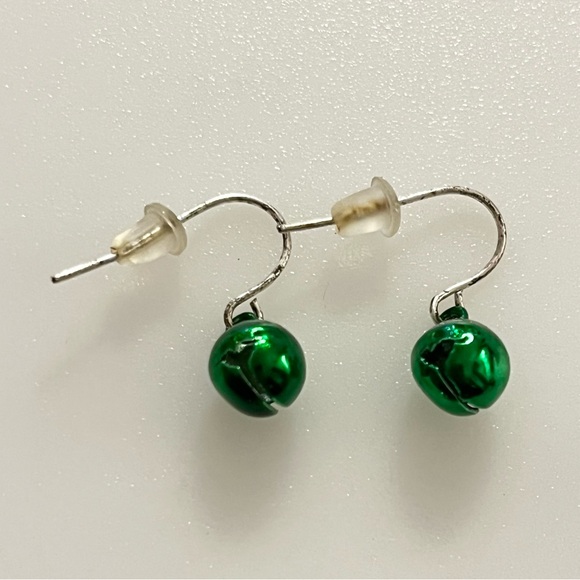 4 Vintage Sets of Holiday Christmas Jingle Bells Lights Dangle Drop Earrings - Picture 6 of 16